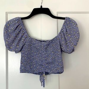 Cute cropped shirt with puff sleeves from Forever 21. Purple with flower details